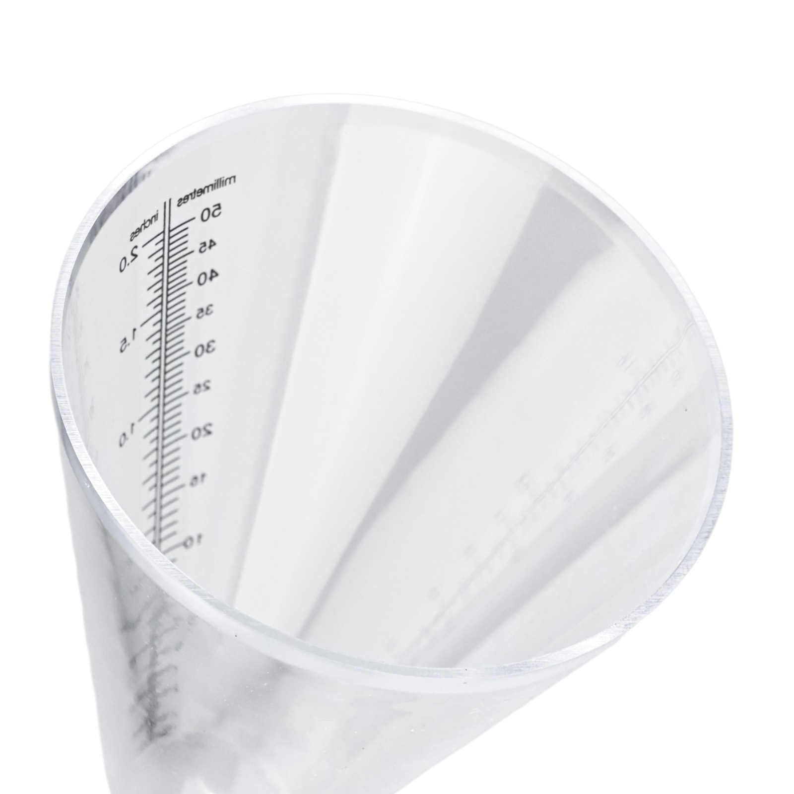 Gardening Tools Needed - Medidor de Chuva em Cone para